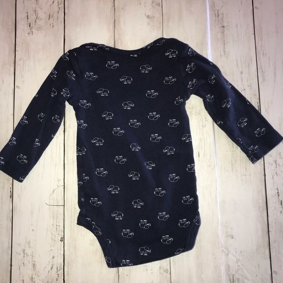 18 month Carter’s blue stripe onesie elephant pant lot - Picture 12 of 12